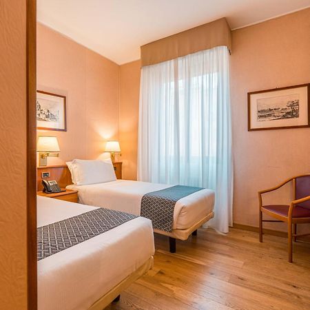 Crystal Hotel Varese Dış mekan fotoğraf