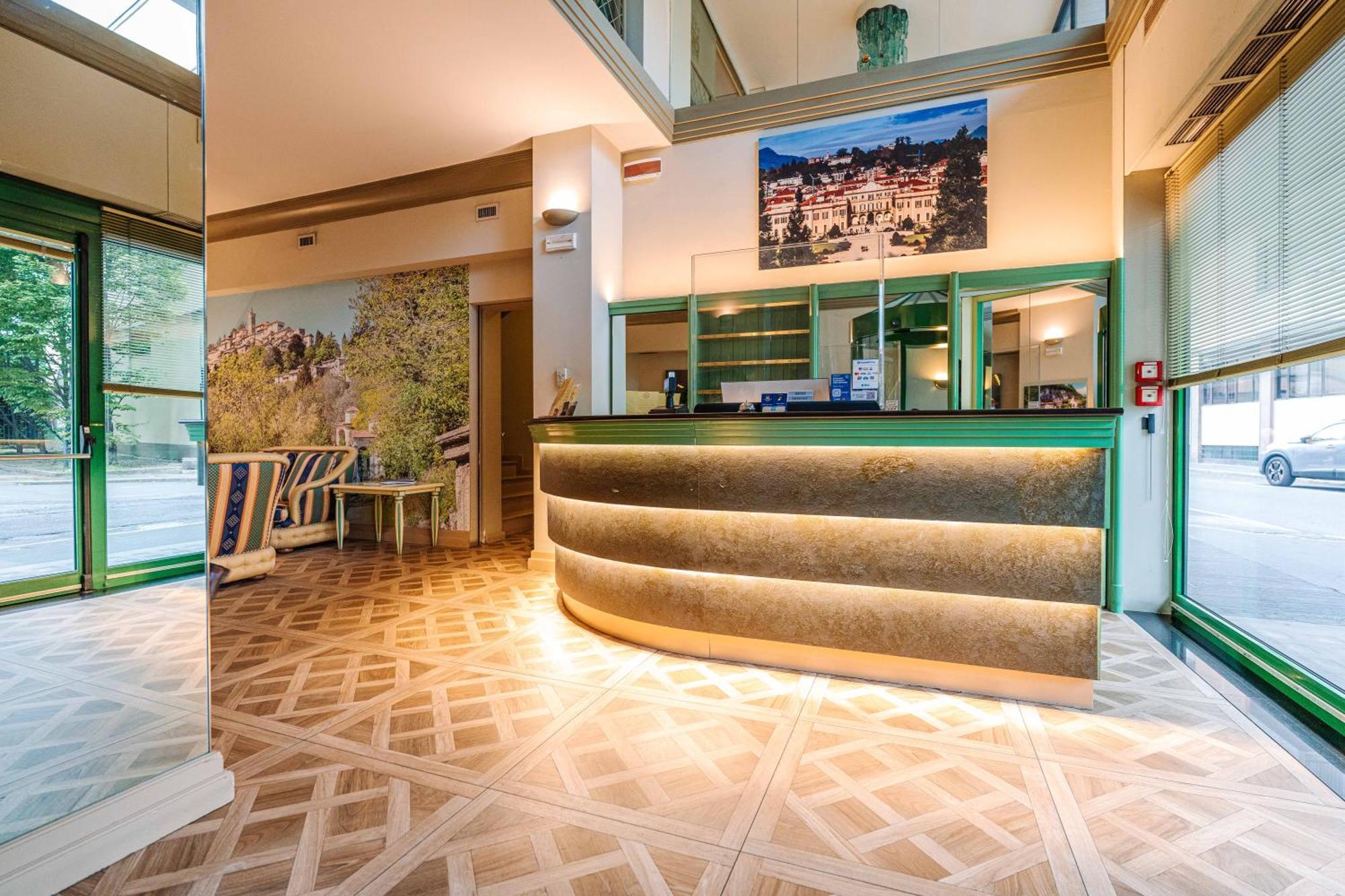 Crystal Hotel Varese Dış mekan fotoğraf