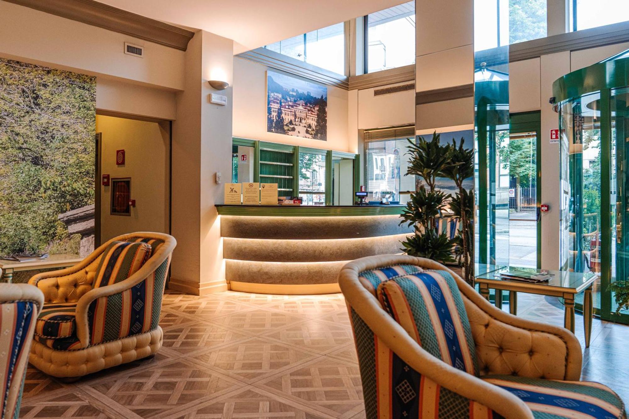 Crystal Hotel Varese Dış mekan fotoğraf